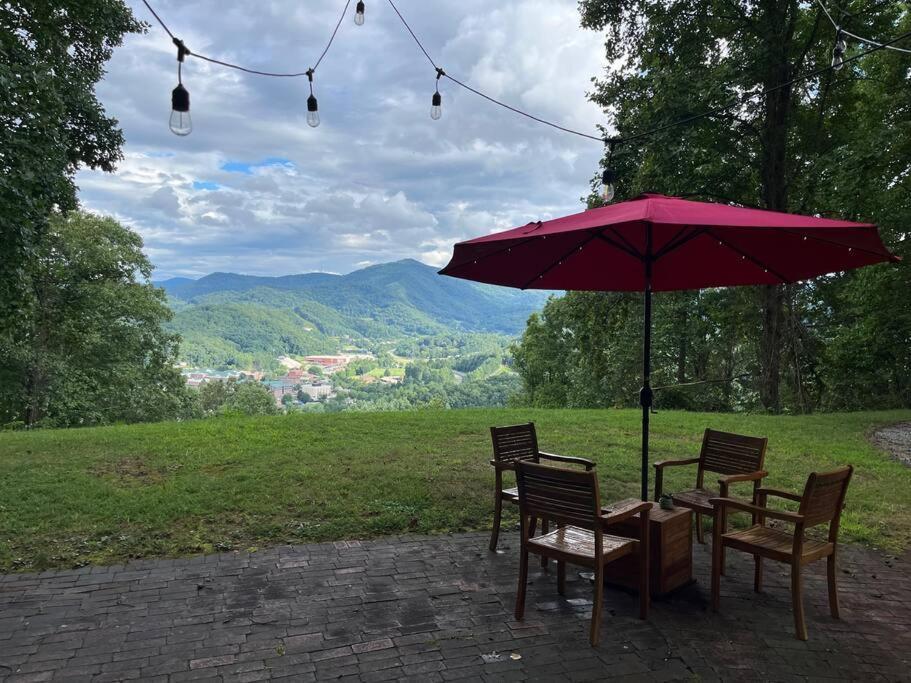Appartement 2 Bedroom Overlooks Wcu And Cullowhee Nc - Smoke And Pet Free Sylva