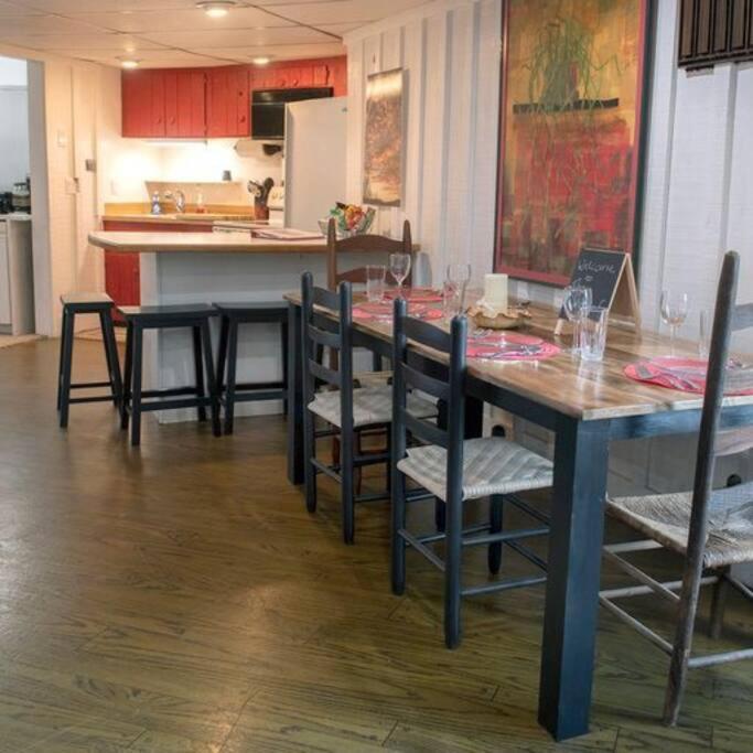 Appartement 2 Bedroom Overlooks Wcu And Cullowhee Nc - Smoke And Pet Free *